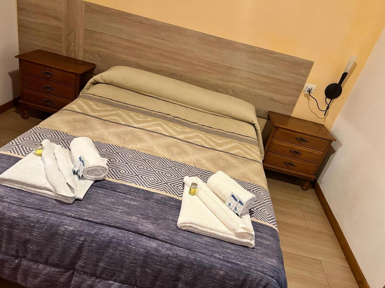 Hotel Santa Maria Do Poio Padornelo Kültér fotó